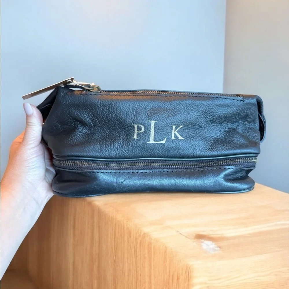 Pottery Barn Black Leather Travel Toiletry NWT - Picture 8 of 11